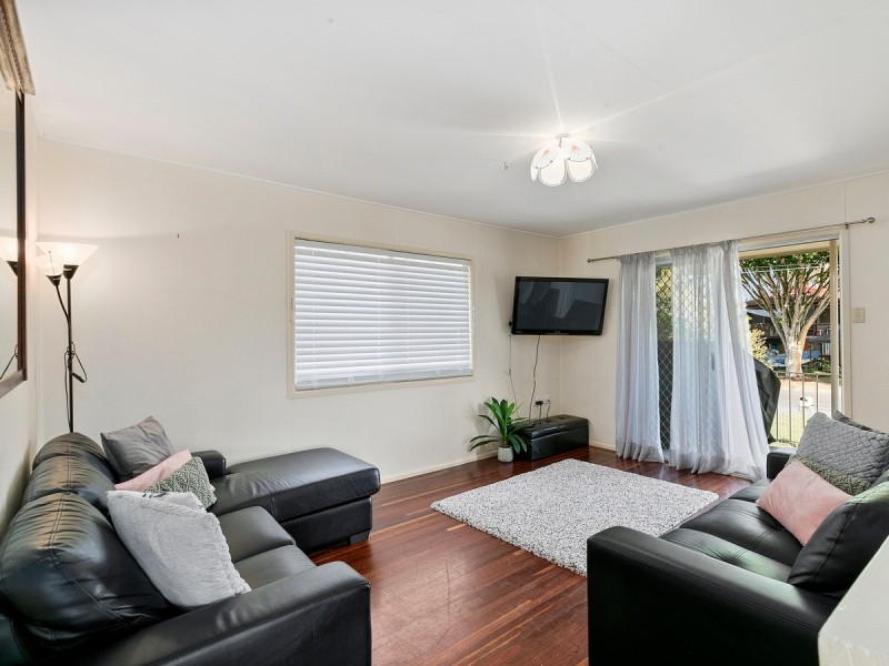 10 Euston Street, Wynnum West QLD 4178