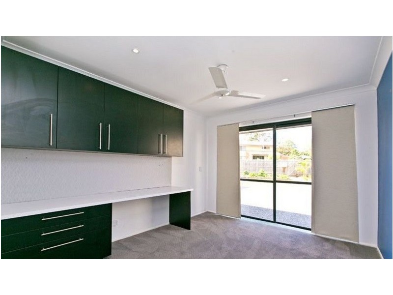 21 Dawn Crescent, Thornlands QLD 4164