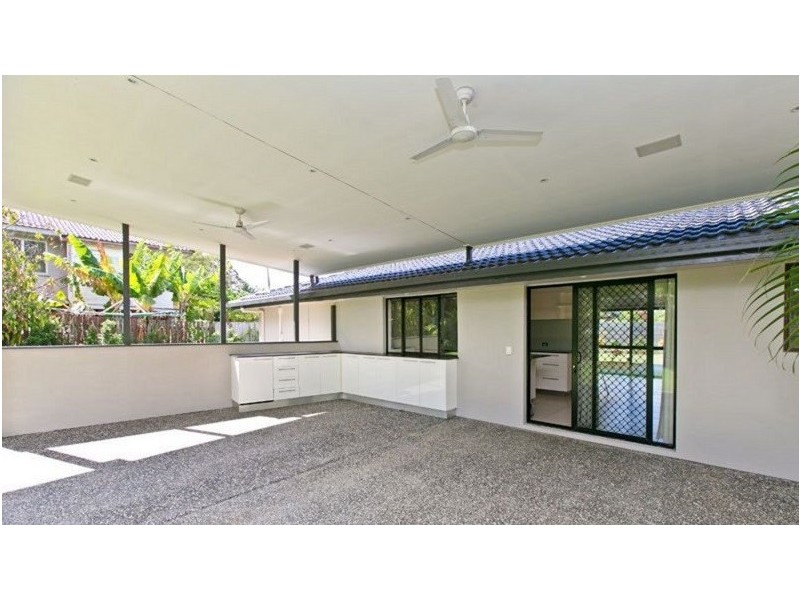 21 Dawn Crescent, Thornlands QLD 4164