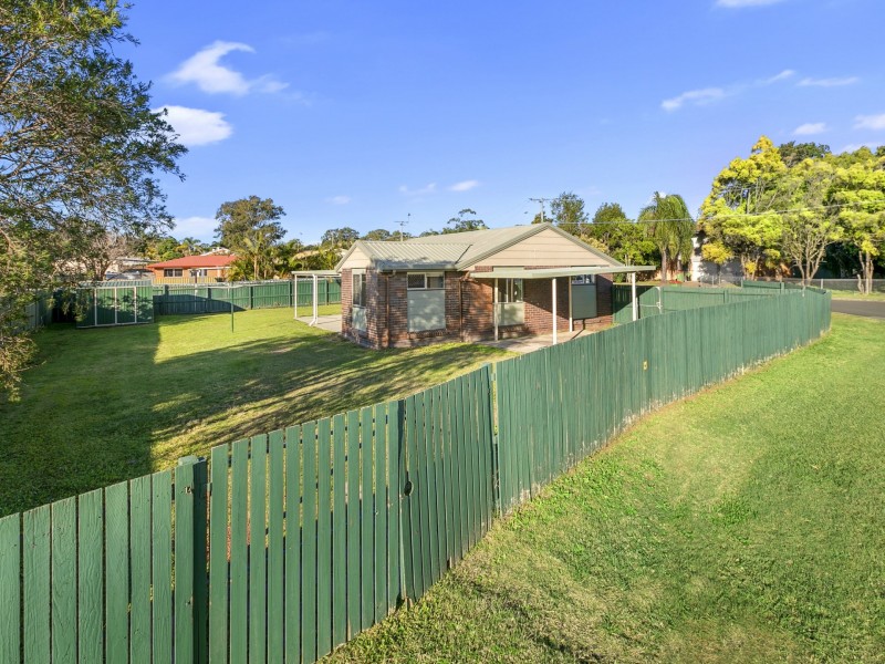 13 Wunulla Street, Thorneside QLD 4158