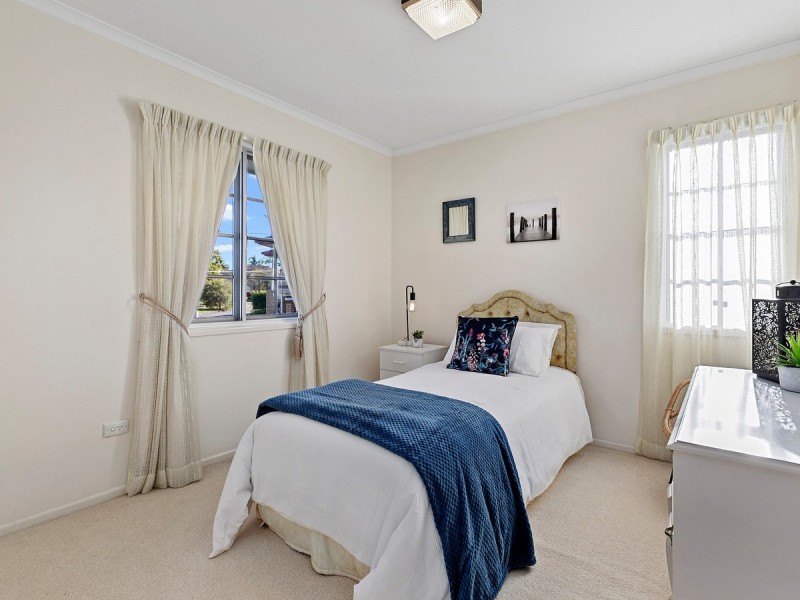 6 Tarcutta Street, Cleveland QLD 4163