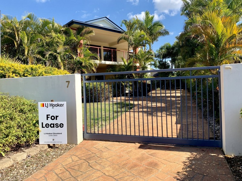 7 Truro Court, Redland Bay QLD 4165