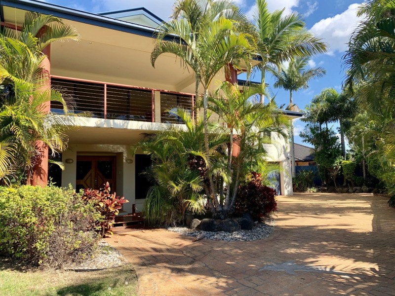 7 Truro Court, Redland Bay QLD 4165