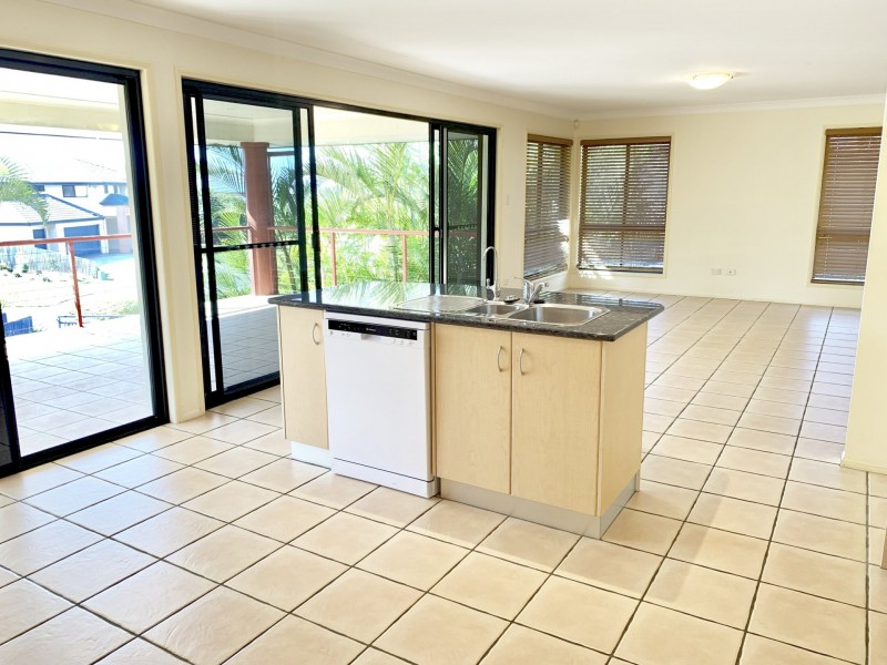 7 Truro Court, Redland Bay QLD 4165