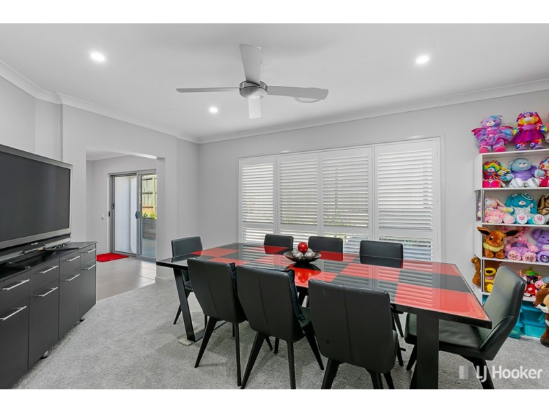 12 Clive Road, Birkdale QLD 4159
