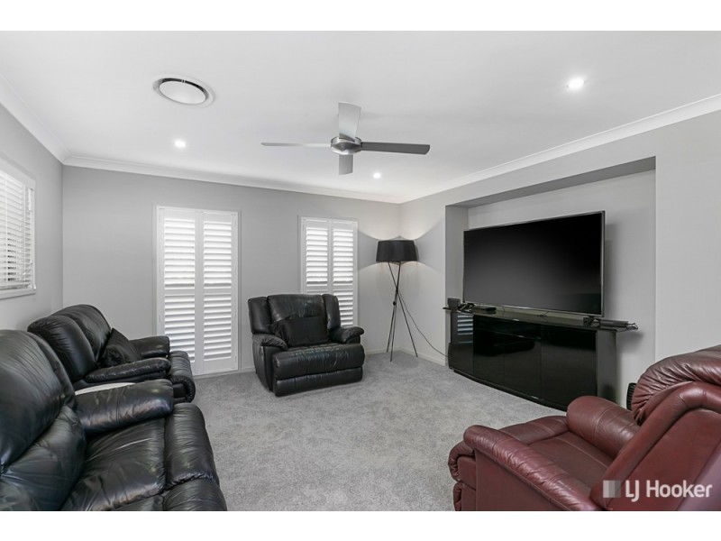 12 Clive Road, Birkdale QLD 4159