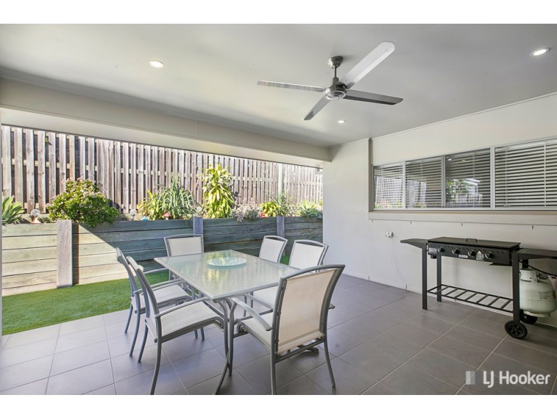 12 Clive Road, Birkdale QLD 4159