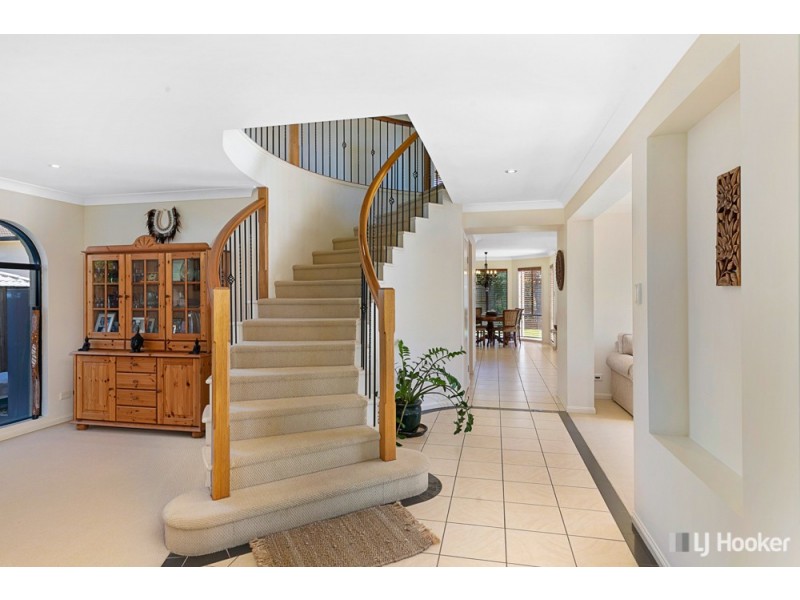 33 Moreton View Crescent, Thornlands QLD 4164