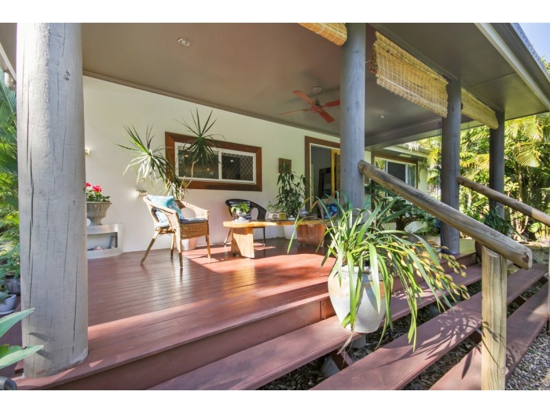 56 Alexander Street, Macleay Island QLD 4184