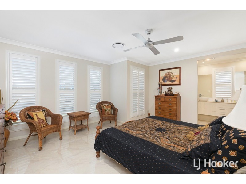 3 Mann Place, Wellington Point QLD 4160