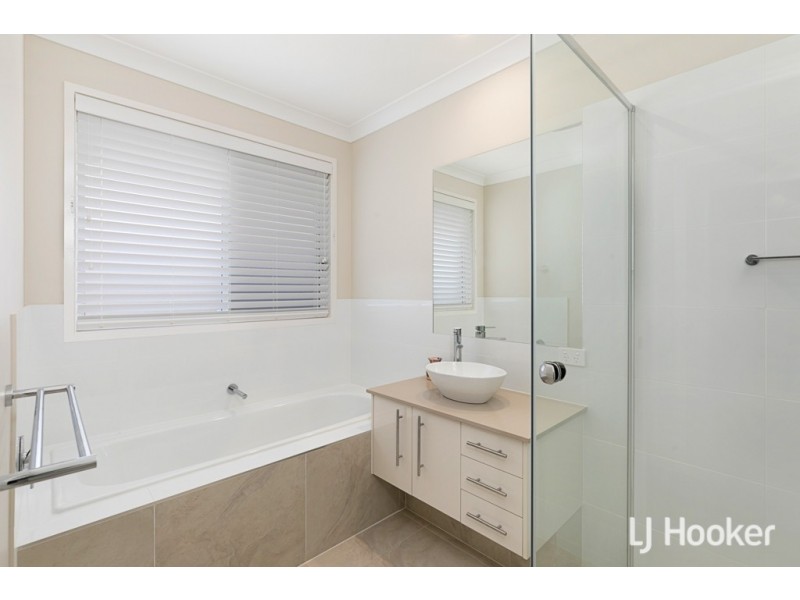 3 Mann Place, Wellington Point QLD 4160