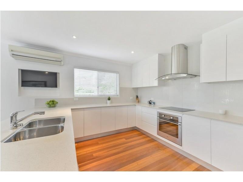 35 Bates Drive, Birkdale QLD 4159