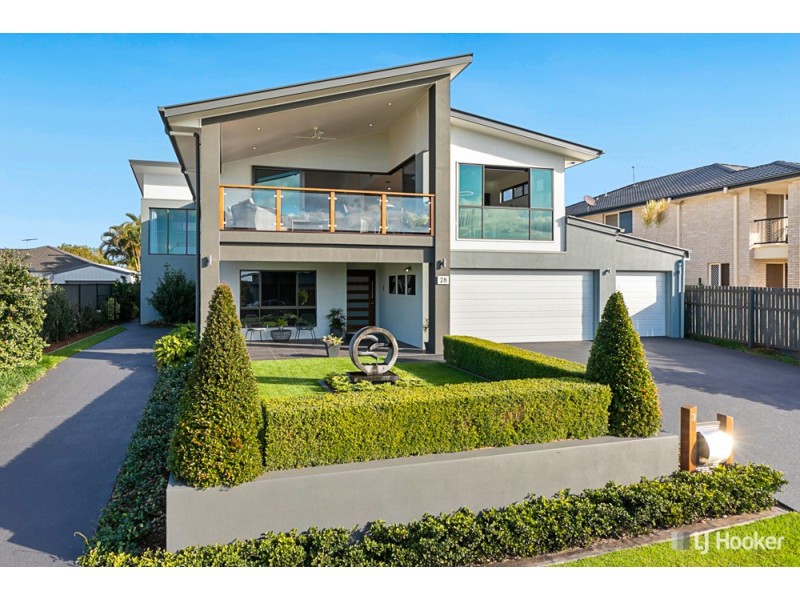 28 Huntly Place, Redland Bay QLD 4165