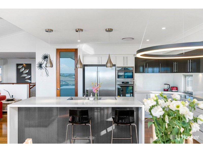 28 Huntly Place, Redland Bay QLD 4165