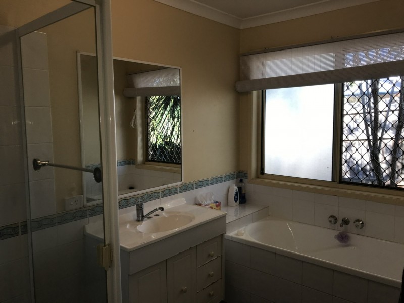 16 Albert Street, Ormiston QLD 4160