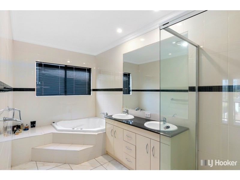 3 Water Gum Place, Thornlands QLD 4164