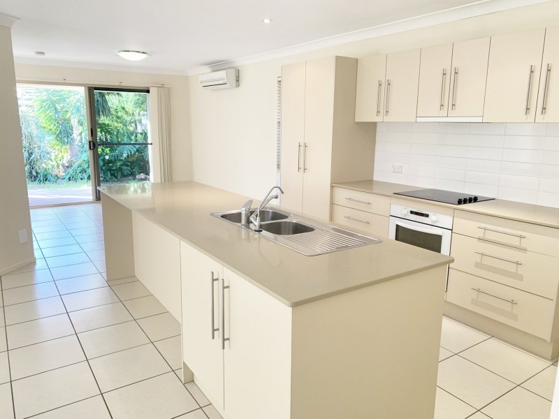 53 South Street, Cleveland QLD 4163