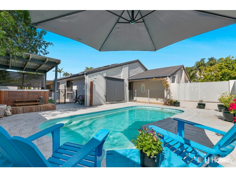 32 Dorsal Drive, Birkdale QLD 4159