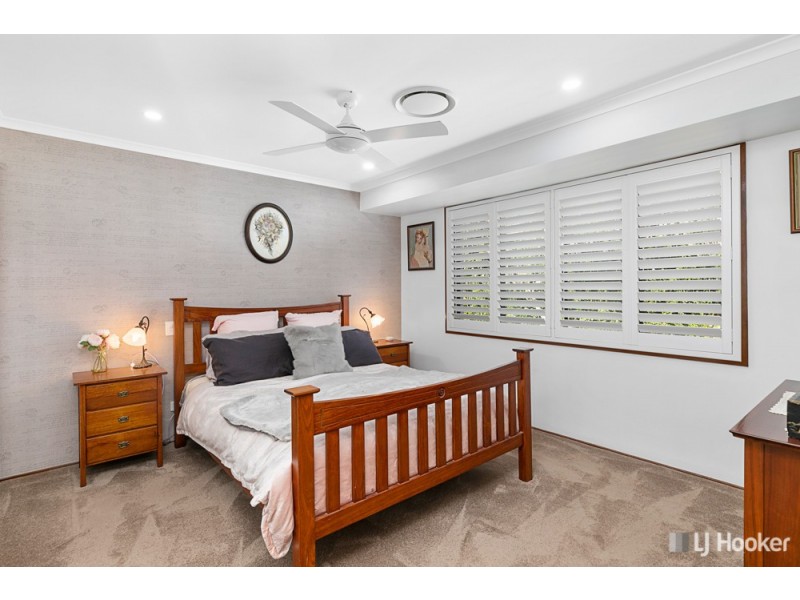 32 Dorsal Drive, Birkdale QLD 4159