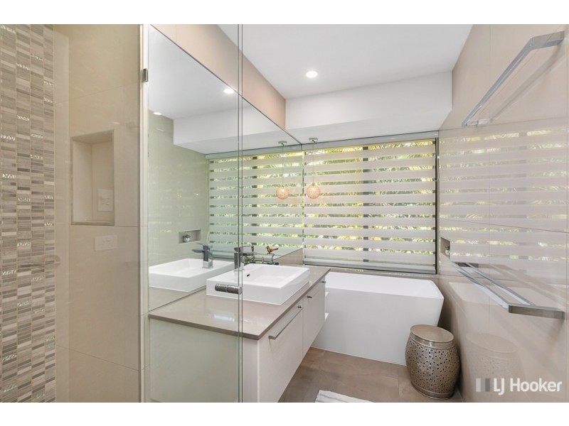 32 Dorsal Drive, Birkdale QLD 4159