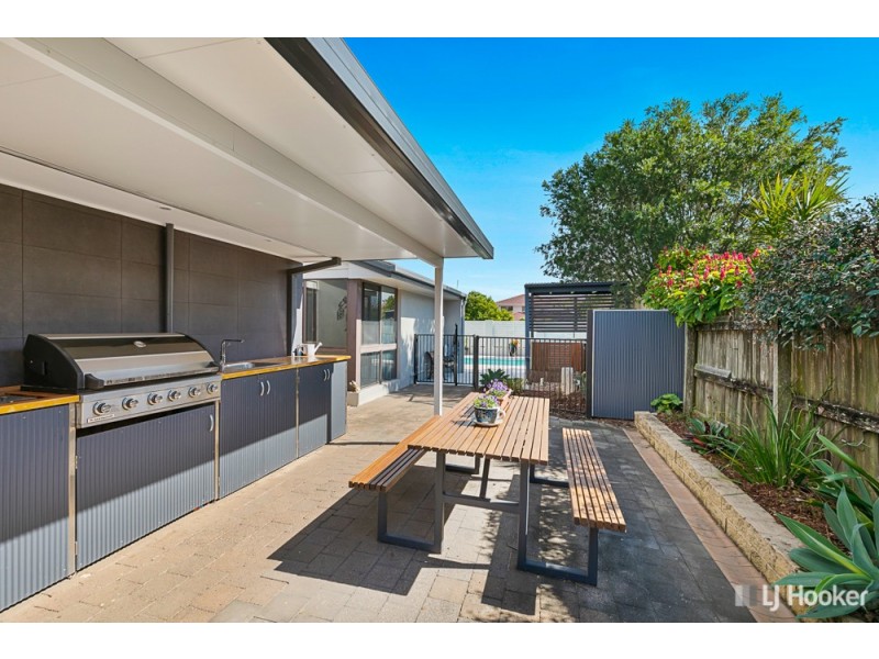 32 Dorsal Drive, Birkdale QLD 4159
