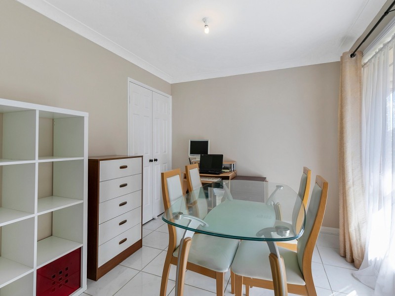 2/1 Club Crescent, Redland Bay QLD 4165