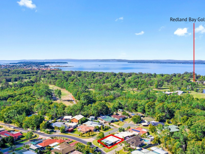 2/1 Club Crescent, Redland Bay QLD 4165