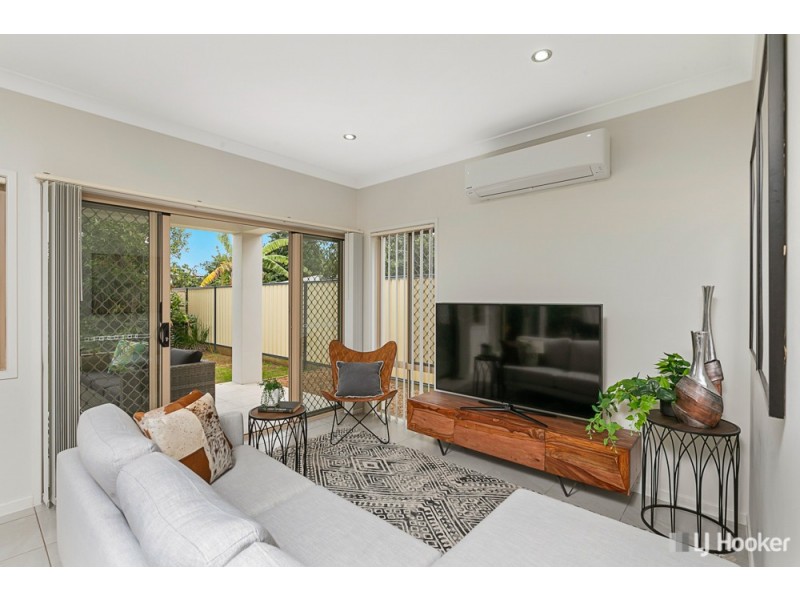 56A Gordon Street, Ormiston QLD 4160