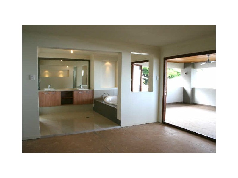 18 Edie Terrace, Wellington Point QLD 4160