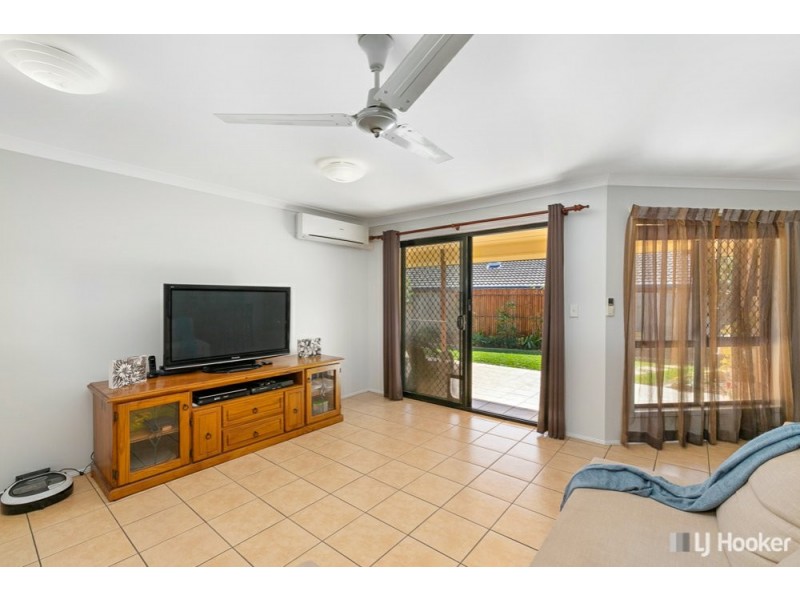 3 Potts Place, Redland Bay QLD 4165