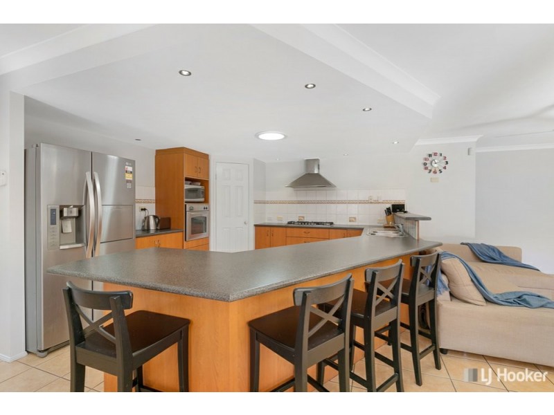3 Potts Place, Redland Bay QLD 4165