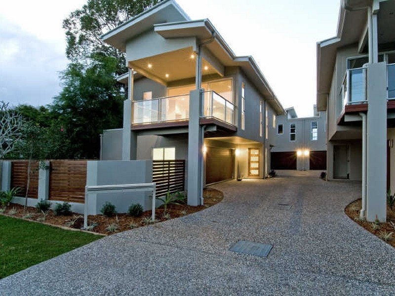 2/4 Russell Street, Cleveland QLD 4163