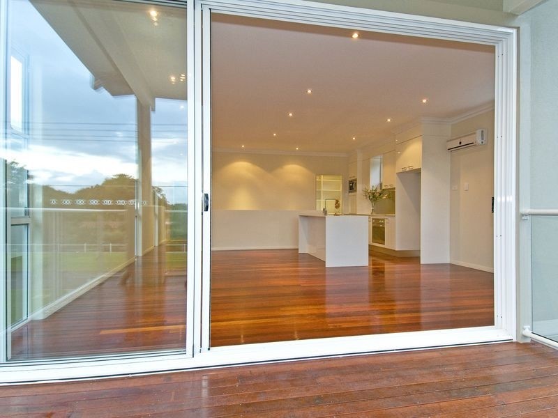 2/4 Russell Street, Cleveland QLD 4163