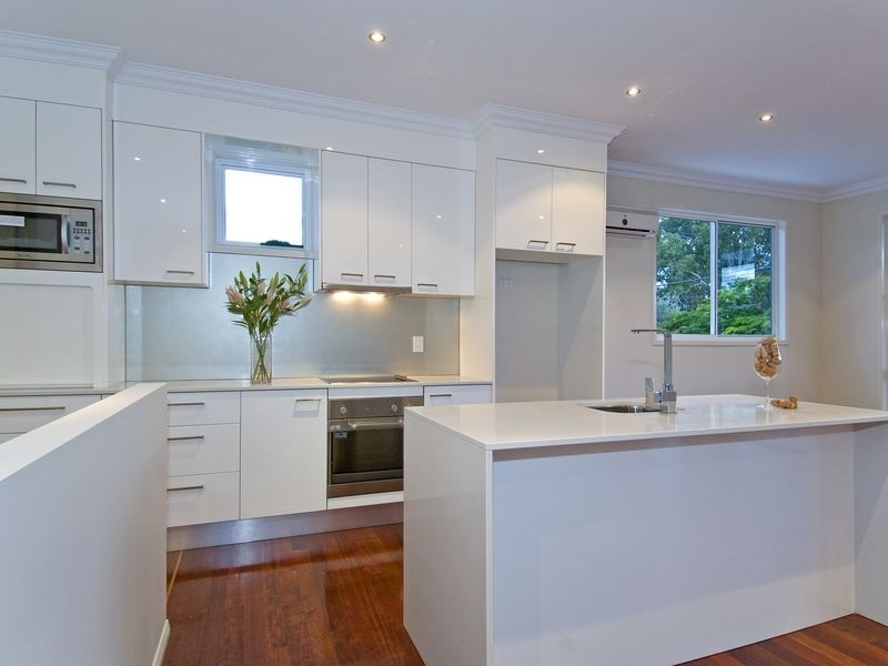 2/4 Russell Street, Cleveland QLD 4163