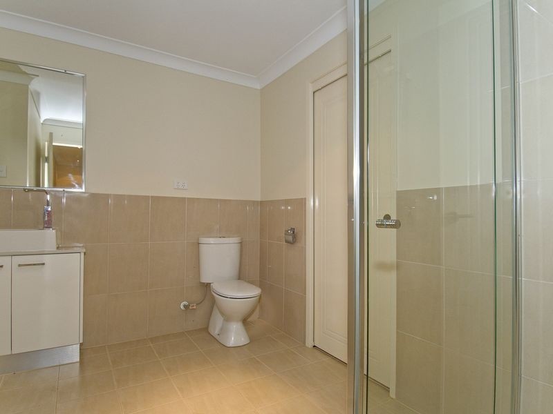 2/4 Russell Street, Cleveland QLD 4163