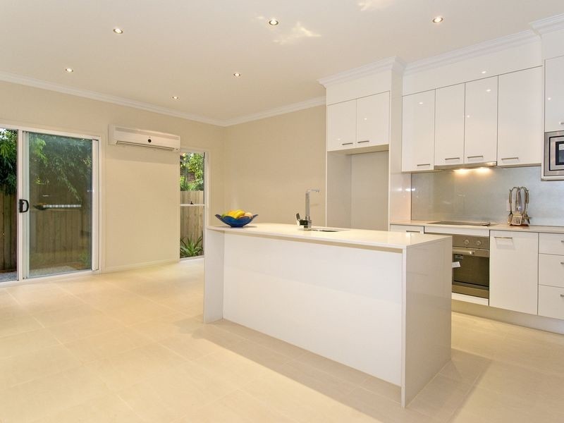 4/4 Russell Street, Cleveland QLD 4163