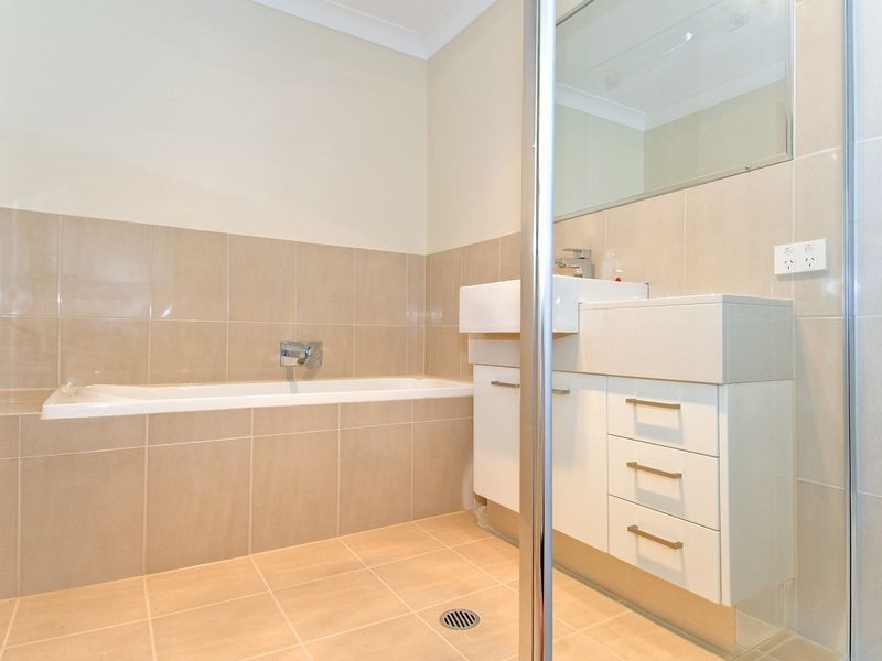 4/4 Russell Street, Cleveland QLD 4163