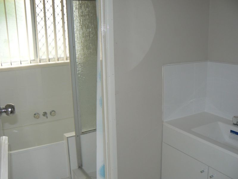 4 McLeod Street, Cleveland QLD 4163