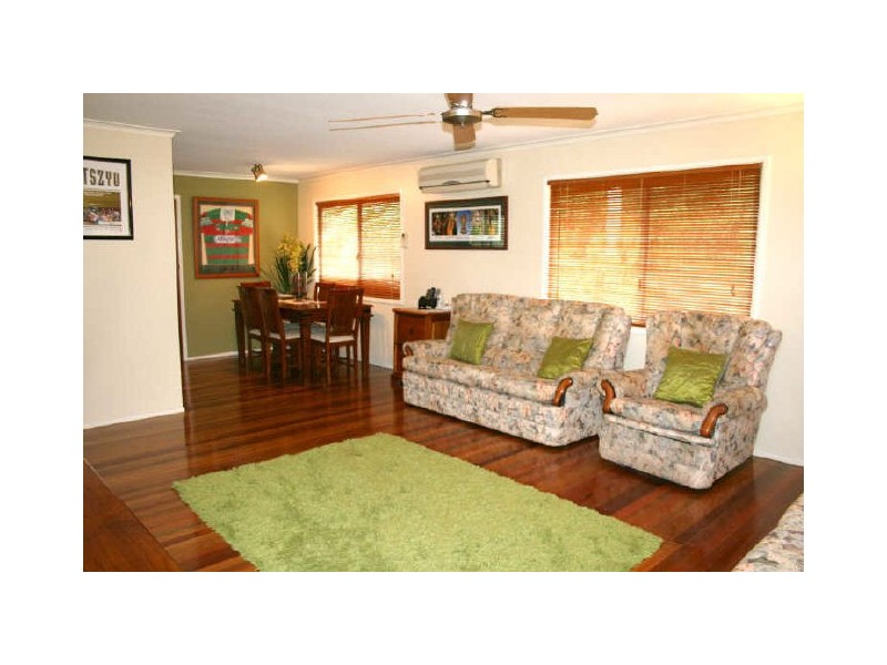 38 Fullerton Street, Birkdale QLD 4159