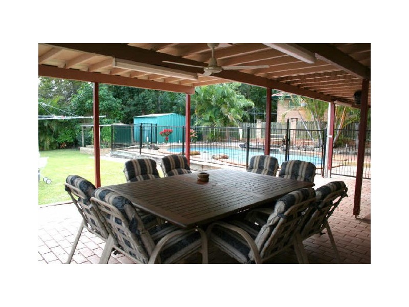 38 Fullerton Street, Birkdale QLD 4159