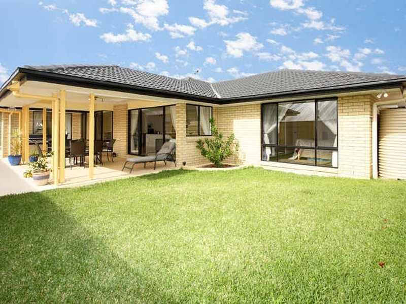 2 Maria Court, Wellington Point QLD 4160