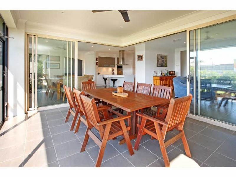 5 Lyndhurst Place, Thornlands QLD 4164