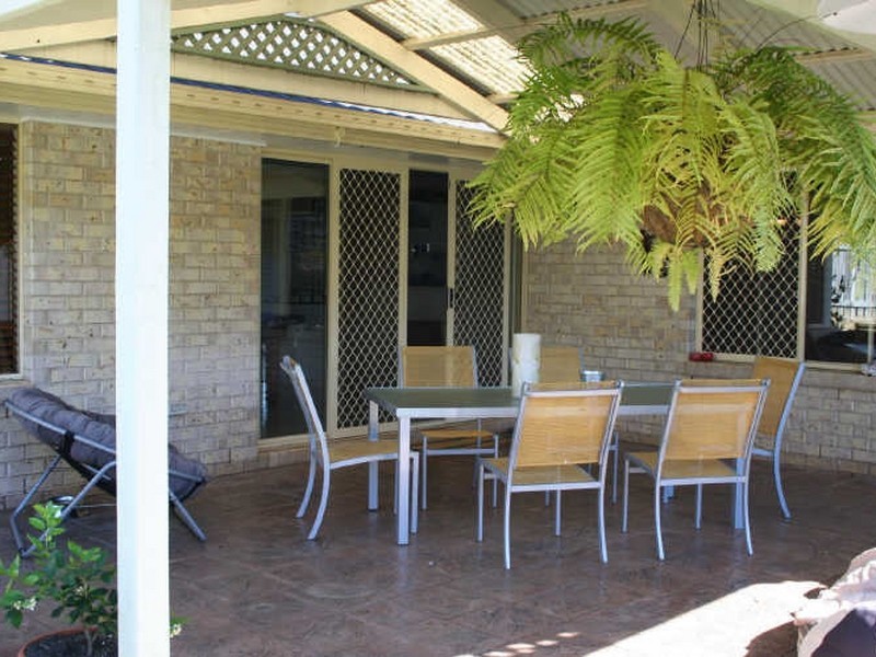 6 Redgrove Avenue, Wellington Point QLD 4160
