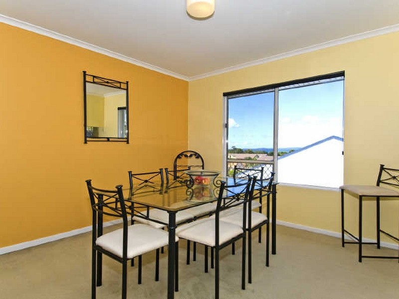 8/12 Queen Street, Cleveland QLD 4163