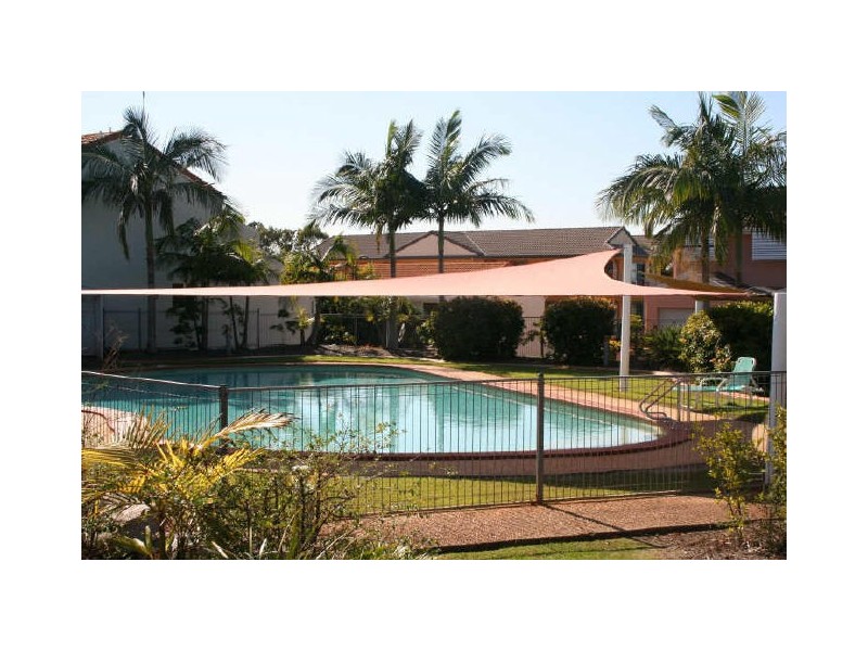 8/12 Queen Street, Cleveland QLD 4163