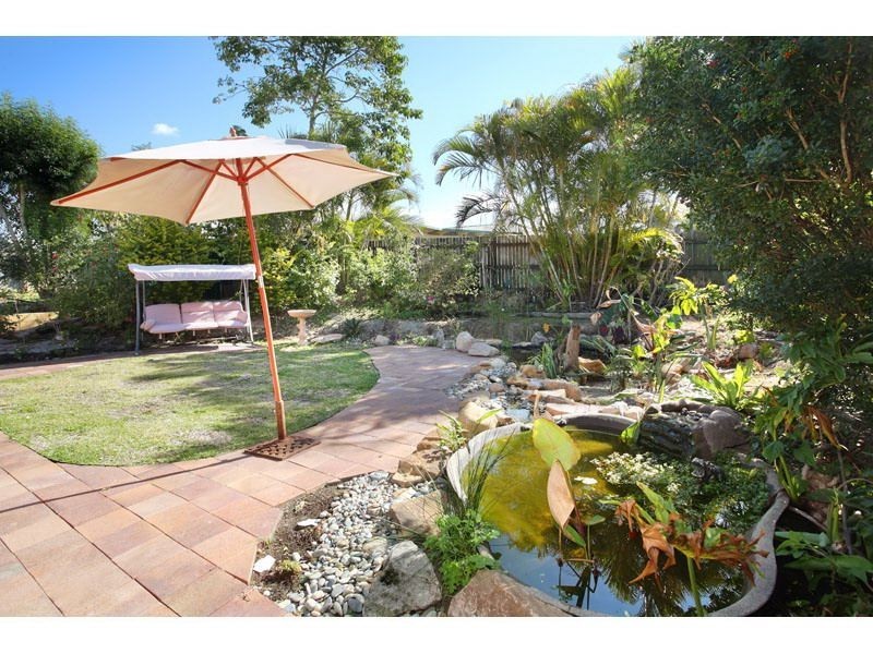 18 Riverton Drive, Wellington Point QLD 4160