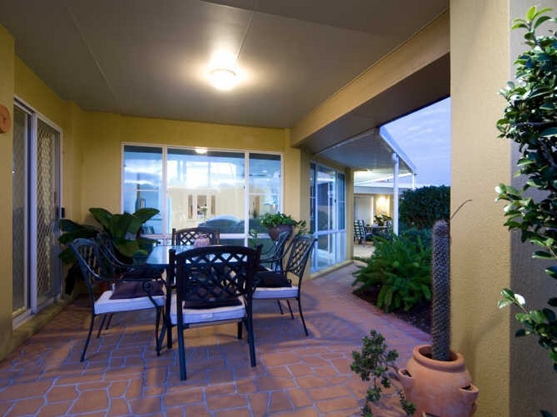 4 Pennant Court, Birkdale QLD 4159