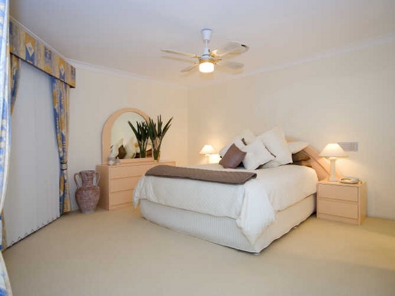 4 Pennant Court, Birkdale QLD 4159