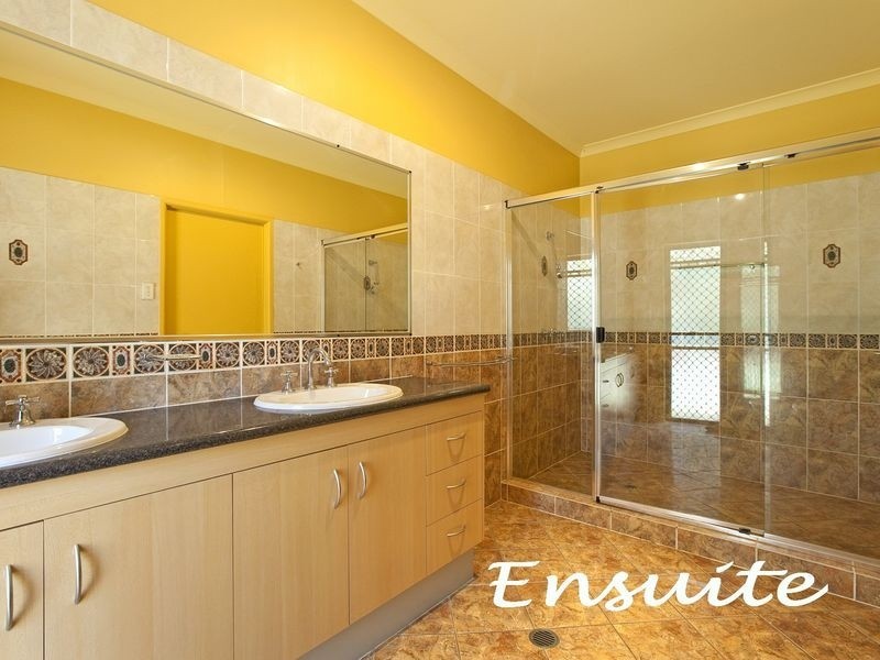 1A Rachow Street, Thornlands QLD 4164