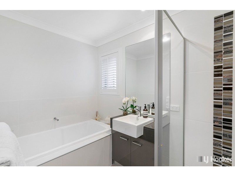 9 Rowe Crescent, Thornlands QLD 4164